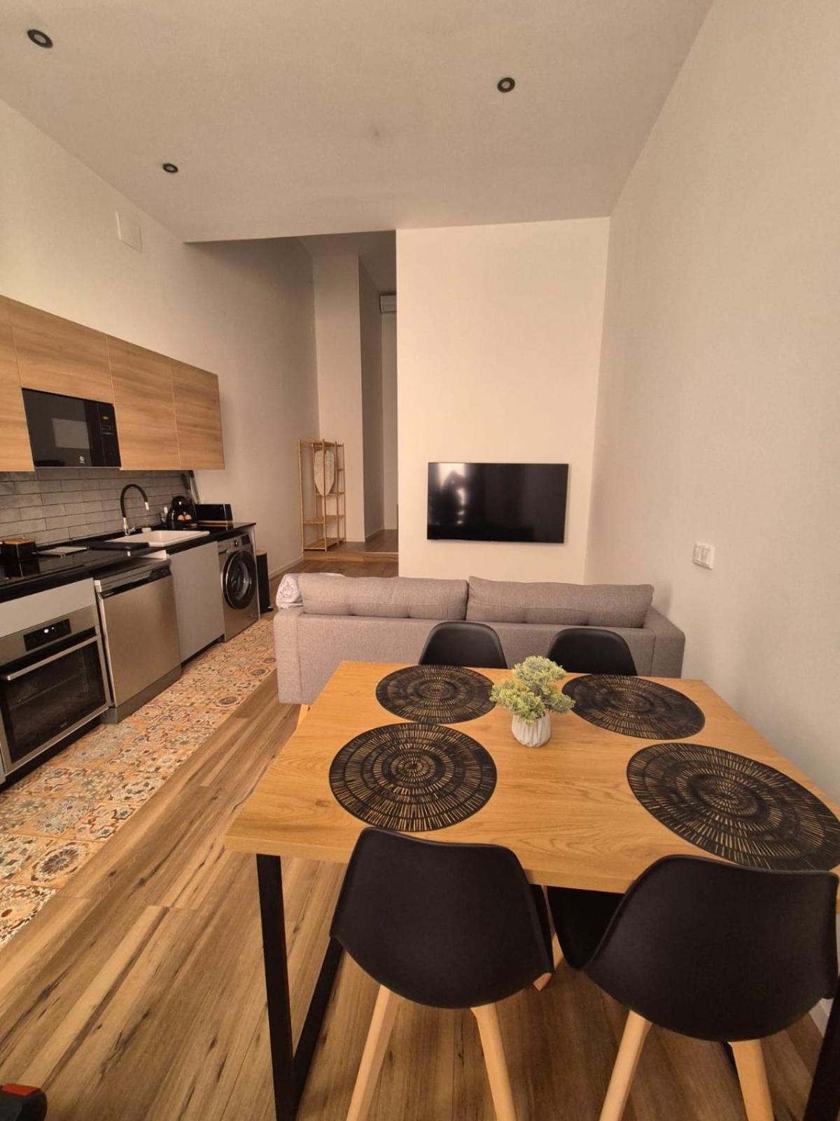 Portobeach Valencia Suites Bagian luar foto