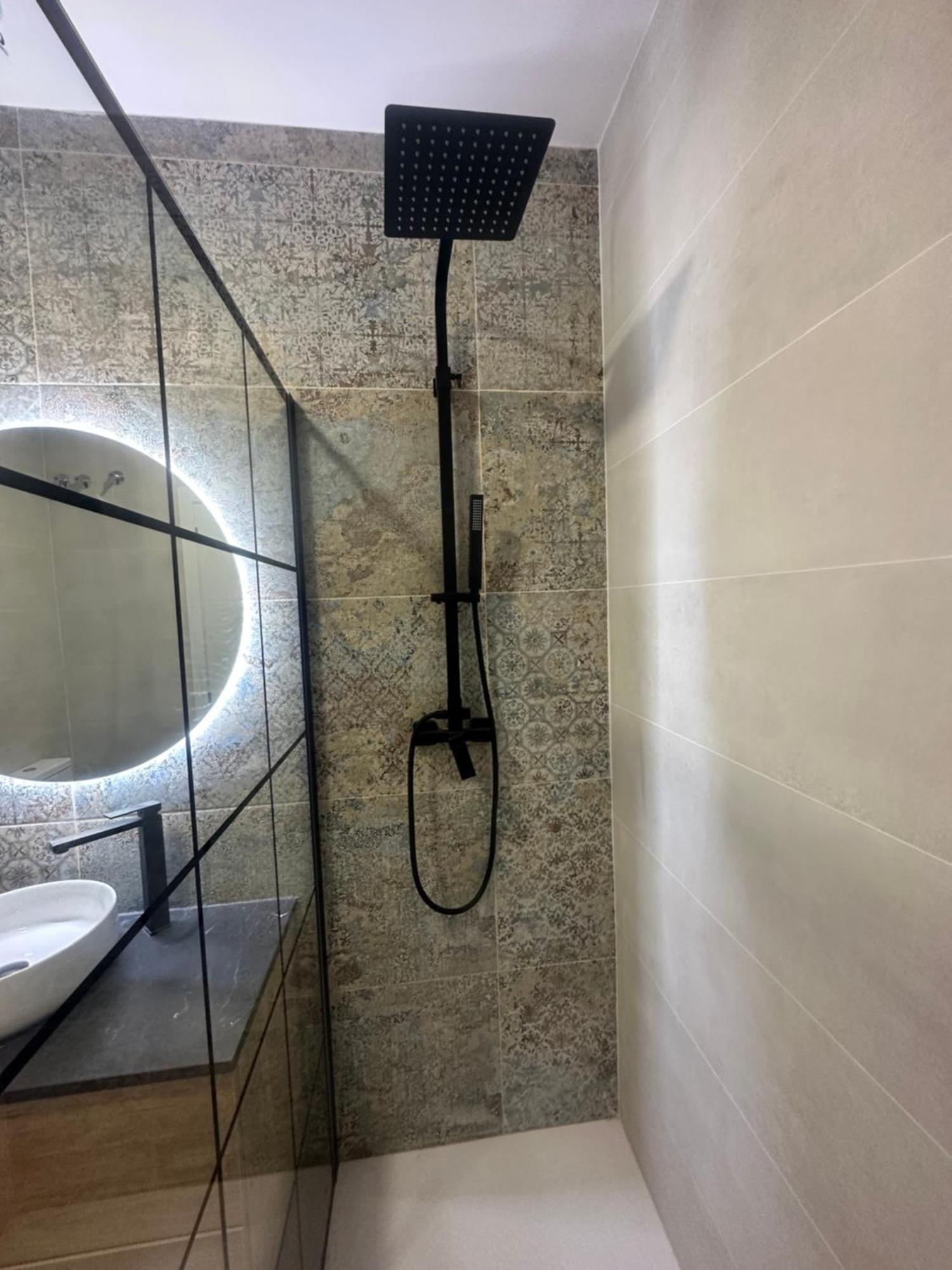 Portobeach Valencia Suites Bagian luar foto