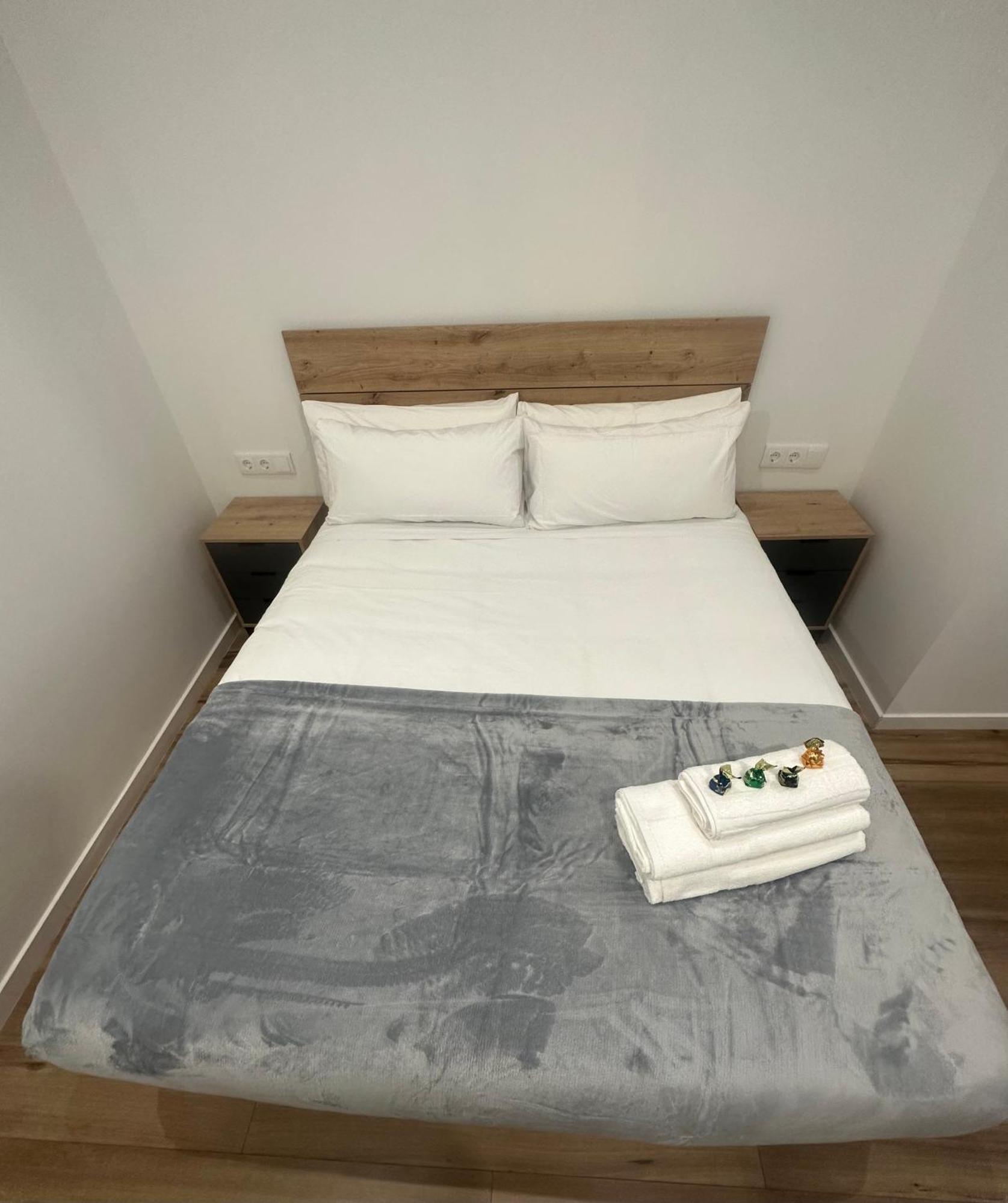 Portobeach Valencia Suites Bagian luar foto