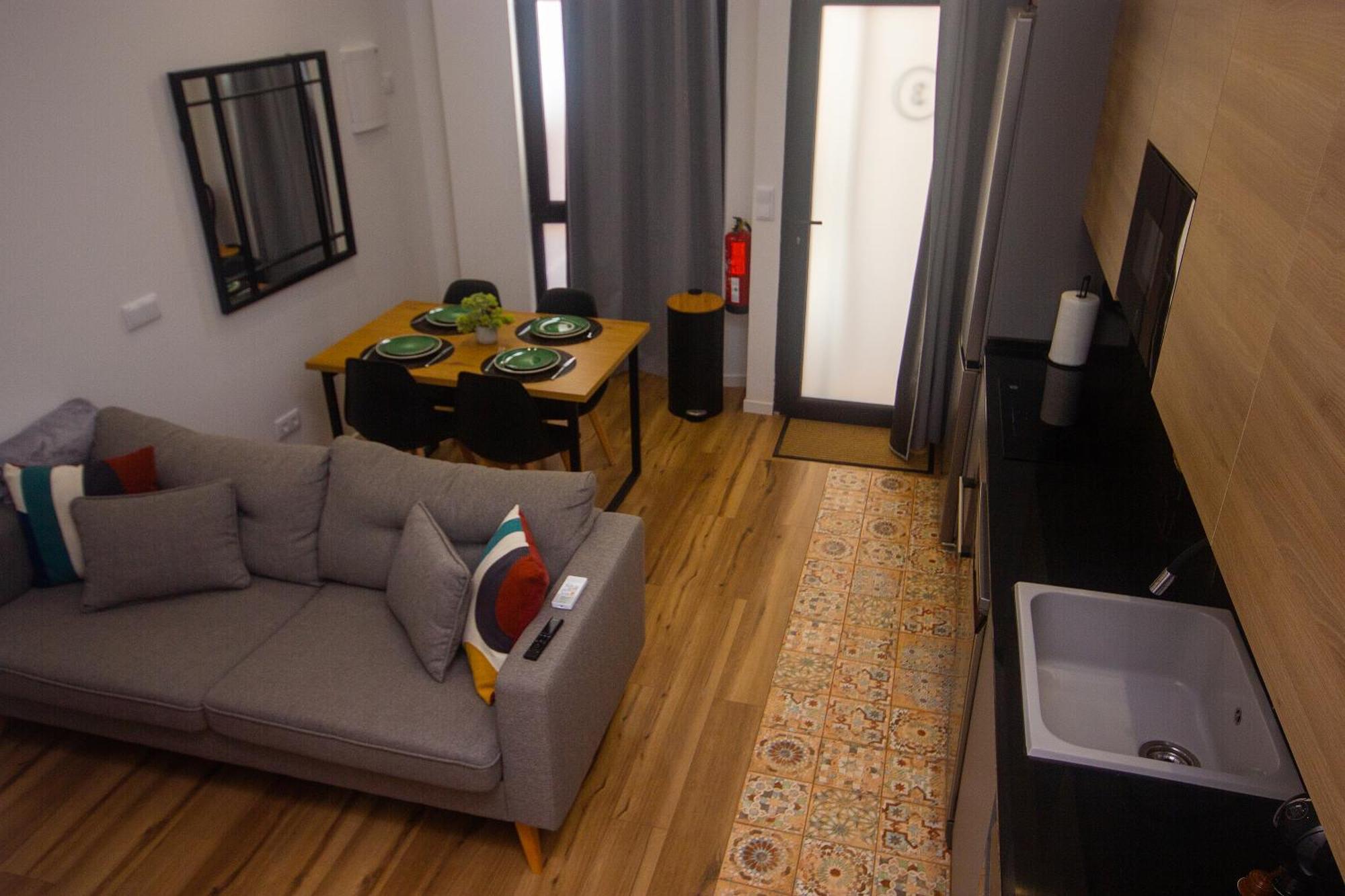Portobeach Valencia Suites Bagian luar foto