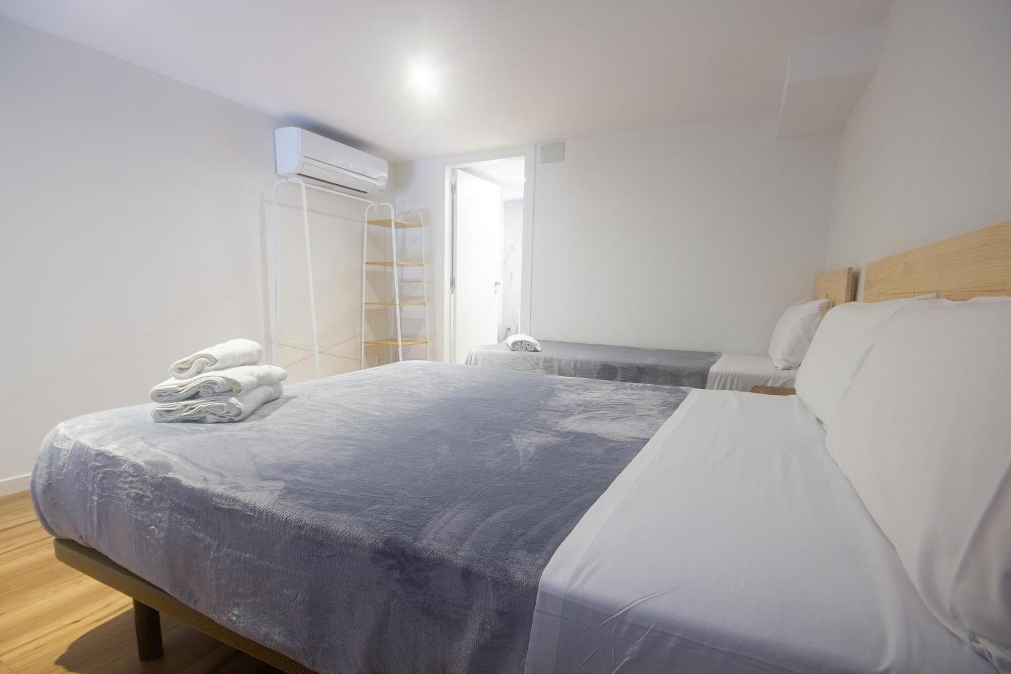 Portobeach Valencia Suites Bagian luar foto